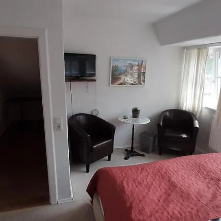 Schillers Gaestehaus Pensjonat 4*