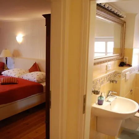 Schillers Gaestehaus 4*